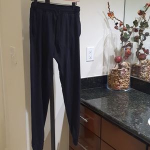 Alo Yoga Conquer Revitalise Sweatpants small